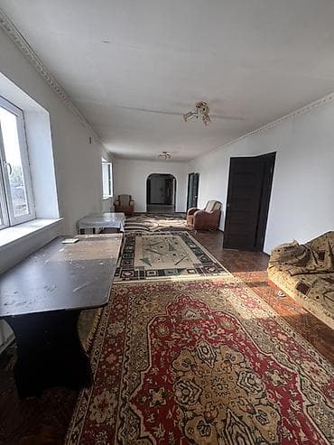 купить дом 200 кв м: Сдаю коммерческое помещение 
Сдается под швейный цех и тд 
На трассе — 8