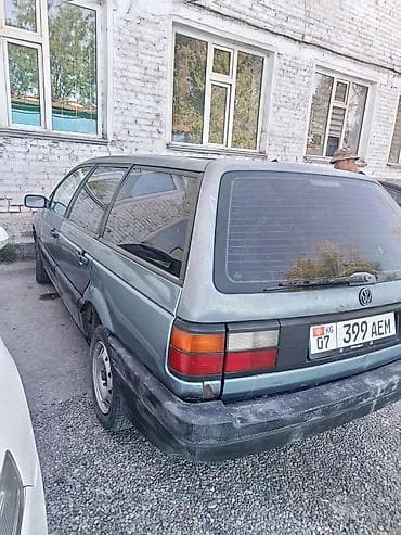 Унаа: Volkswagen Passat Variant: 1991 г., 1.8 л, Кол менен иштөөчү, Бензин, Универсал — 2