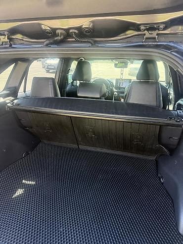 сполер: Toyota RAV4: 2019 г., 2.5 л, Автомат, Гибрид, Кроссовер — 6
