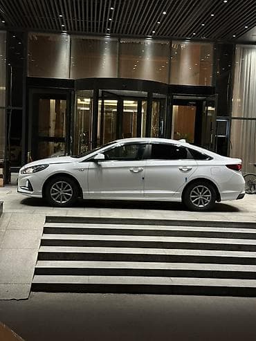 sonata бензин: Hyundai Sonata: 2022 г., 2 л, Автомат, Газ, Седан — 8