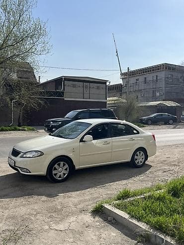 граната ипсум: Daewoo Gentra: 2014 г., 1.6 л, Ручные, Газ — 4