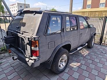 Транспорт: Nissan Pathfinder: 1995 г., 3 л, Механика, Внедорожник — 2