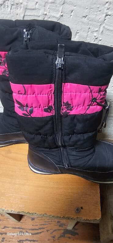 сапоги из натурального меха и кожи: Высокие сапоги на девочку в черном цвете с розовой вставкой. Сапоги — 2