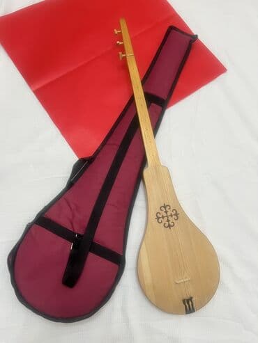 Комуздар: Срочно! Продается новый,профессиональный,качественный комуз с чехлом — 1