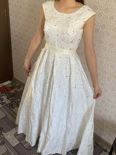 прокат карнавальных костюмов в бишкеке бишкек: Вечернее платье, Пышное, Длинная модель, Без рукавов, Стразы, L, M, S — 3