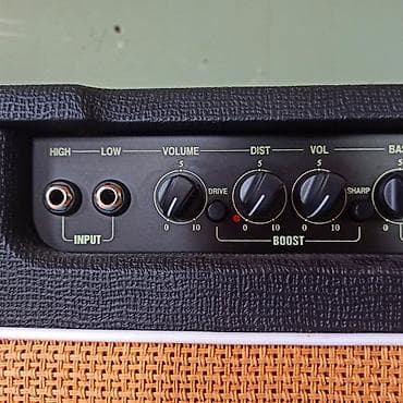 Музыкальные инструменты: Мощный комбоусилитель Bullet BT-45R (45W) + Родной Футсвитч. Как — 3