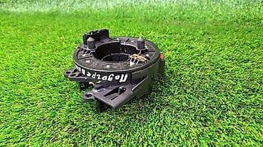 е38: Переключатель подрулевой е39, е46, е38, е53 Номер 8 379 —-091 Год 2004 — 4