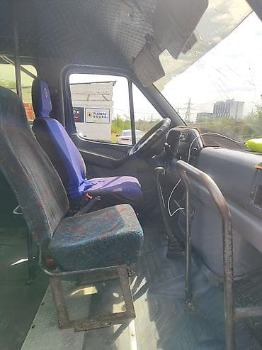 автономку: Mercedes-Benz Спринтер: 1997 г., 2.9 л, Механика, Дизель, Фургон — 10