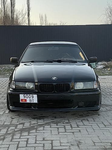 м5: BMW 3 series: 1992 г., 2.5 л, Механика, Бензин, Седан — 1