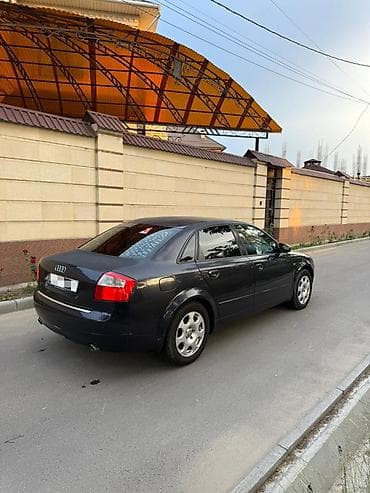 Audi A4: 2004 г., 2.4 л, Автомат, Бензин, Седан — 4