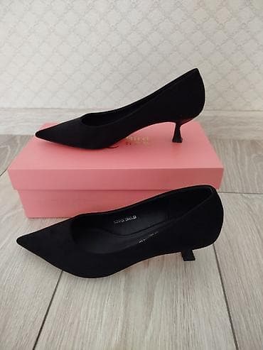 Классические замшевые лодочки на низком каблуке kitten heel. - Цвет — 9