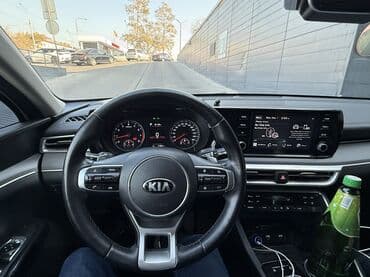 продаю в связи с переездом: Kia K5: 2020 г., 2 л, Автомат, Бензиновая, Седан — 9