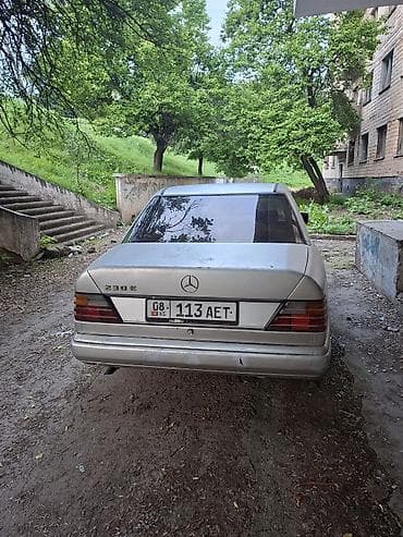 Mercedes-Benz W124: 1990 г., 2.3 л, Кол менен иштөөчү, Дизель, Седан — 3