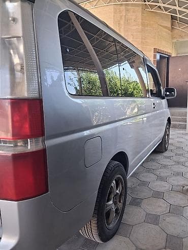 Унаа: Honda Stepwgn: 2003 г., 2 л, Автомат, Бензин — 4