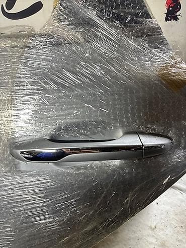 lining pantera: Задняя левая дверная ручка Дверная ручка Hyundai Б/у, Оригинал — 1