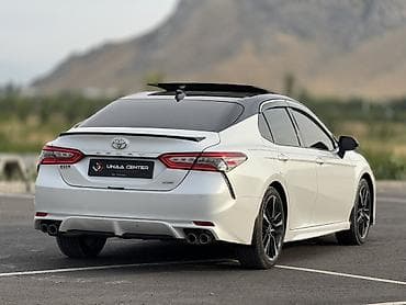 Toyota Camry: 2019 г., 2.5 л, Автомат, Бензин, Седан — 7