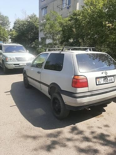 e klass: Volkswagen Golf: 1993 г., 1.8 л, Хэтчбэк — 4
