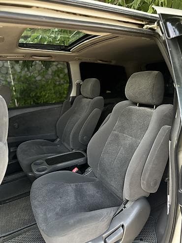 Toyota Estima: 2003 г., 3 л, Автомат, Бензин, Вэн/Минивэн — 10