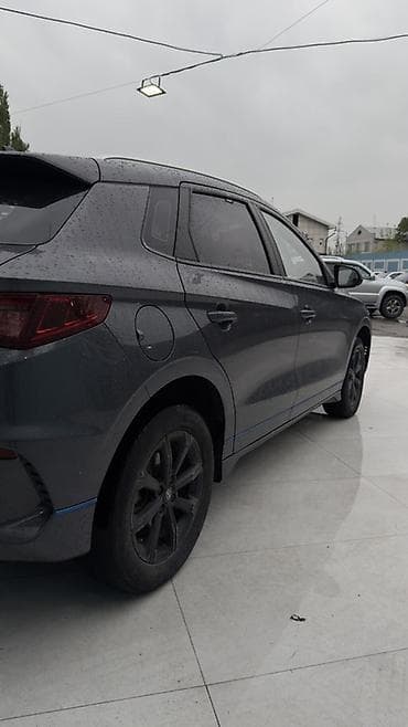 экран 124: BYD E2: 2021 г., Электромобиль, Хэтчбэк — 8