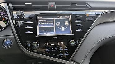 byd e5: Toyota Camry: 2020 г., 2.5 л, Вариатор, Гибрид, Седан — 8