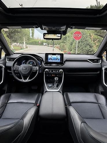 range rower: Toyota RAV4: 2019 г., 2.5 л, Вариатор, Гибрид, Кроссовер — 7