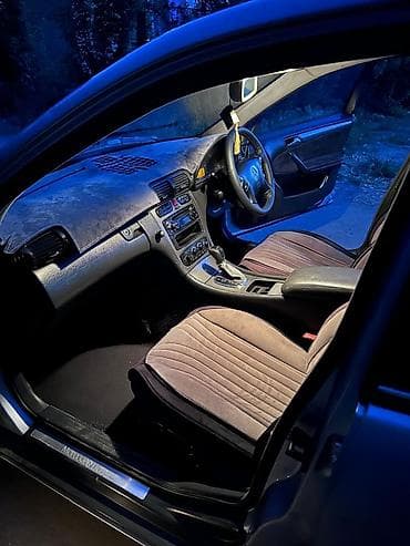 машина базары: Mercedes-Benz C-Class: 2001 г., 2 л, Автомат, Бензин, Седан — 6