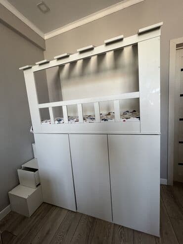 трехъярусный кровать: Двухъярусная детская кровать, Б/у, ЛДСП, цвет - Белый — 4