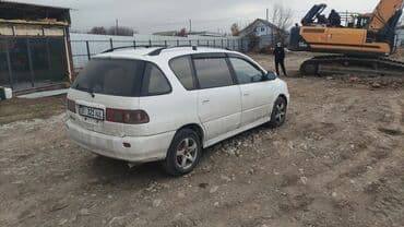 продаю или меняю с доплатой мне: Toyota Ipsum: 2000 г., 2 л, Автомат, Газ, Минивэн — 7