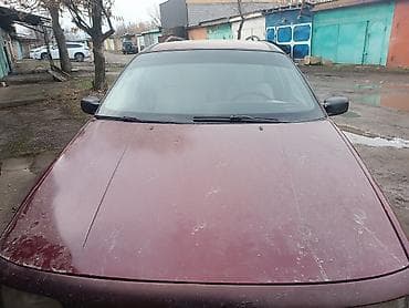 Volkswagen Passat: 1991 г., Бензин, Универсал