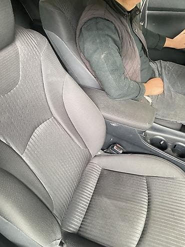 prius prime: Toyota Prius: 2017 г., 1.8 л, Вариатор, Гибрид, Универсал — 4