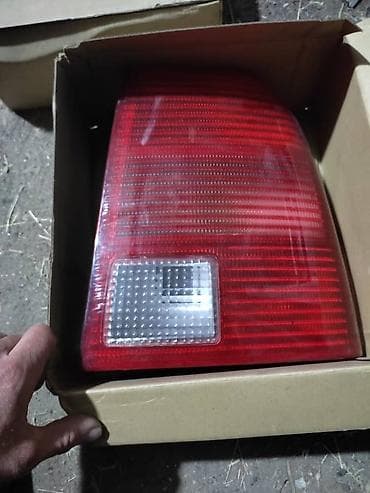 Продам правый фонарь на пассат китайский б5 седан 1500с