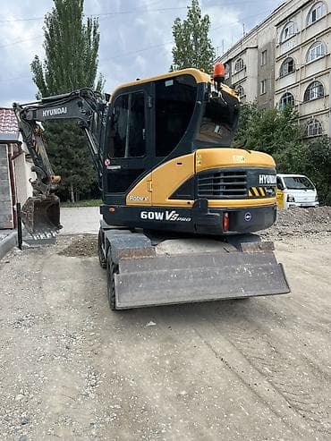 экскаватор w60: Экскаватор, Hyundai, Колесный — 1