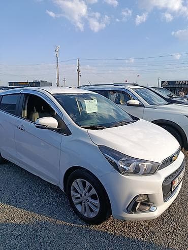 стёк: Chevrolet Spark: 2016 г., 1 л, Автомат, Бензин, Хэтчбэк — 2