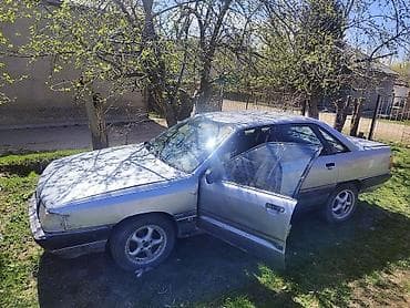 м 20: Audi 100: 1988 г., 2 л, Ручные, Бензин, Седан — 2