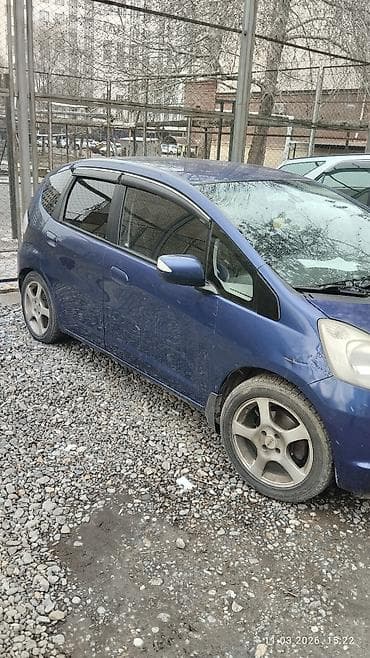сенсорный кран: Honda Fit: 2009 г., Хэтчбэк — 3