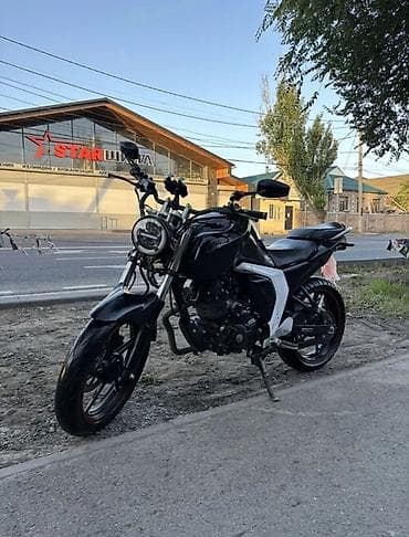 Naked 250 куб. см, Бензин, Взрослый, Б/у