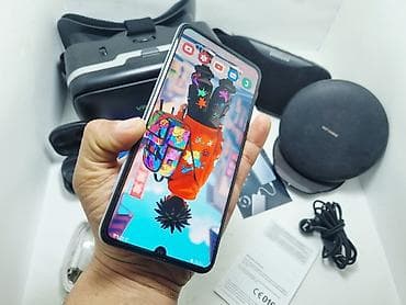 headphone: Samsung Galaxy A70, Б/у, 256 ГБ, цвет - Белый, 1 SIM, 2 SIM, eSIM — 3