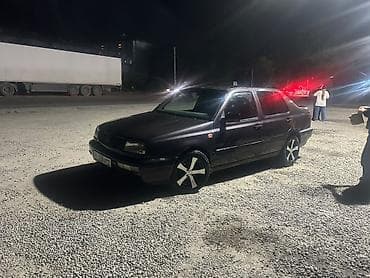 Volkswagen Vento: 1994 г., Механика, Седан