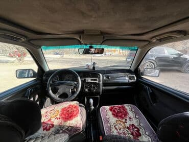 авто объявлений: Volkswagen Vento: 1993 г., 1.8 л, Механика, Бензиновая, Седан — 10