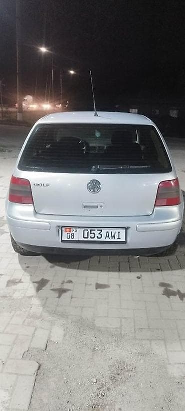 китайские мини электромобили: Volkswagen Golf: 2004 г., 1.6 л, Автомат, Бензин, Хэтчбэк — 3