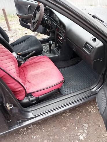 аудио системы: Nissan Maxima: 1990 г., Автомат, Бензин, Седан — 9