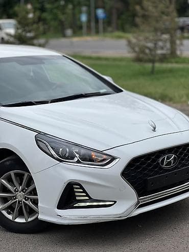 кадиллак седан: Hyundai Sonata: 2020 г., 2 л, Автомат, Газ, Седан — 5