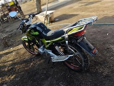 шлем белый: Мотоцикл дорожный Yamasaki Sport - Двигатель: одноцилиндровый — 3