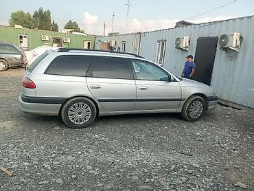 авто сатылат: Toyota Caldina: 2002 г., 1.8 л, Кол менен иштөөчү, Бензин, Универсал — 6