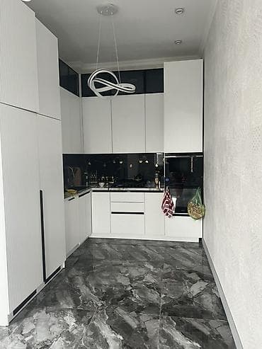 большой сад: Просторный частный комплекс с большим двором и благоустроенной — 6