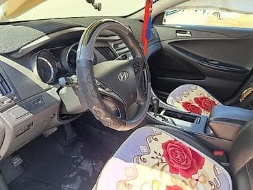 Hyundai Sonata: 2010 г., 2 л, Автомат, Бензин, Седан
