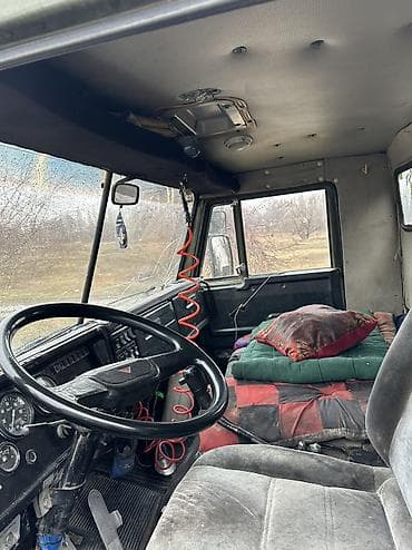 Унаа сатуу: Mercedes-Benz : 1992 г., 4 л, Кол менен иштөөчү, Дизель, Van — 4