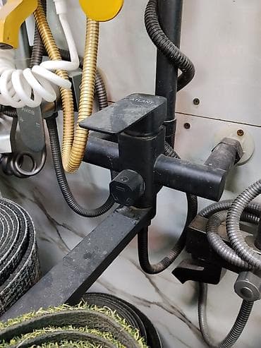 Смеситель для ванны/душа ATLANT, однорычажный, черный матовый. - Тип