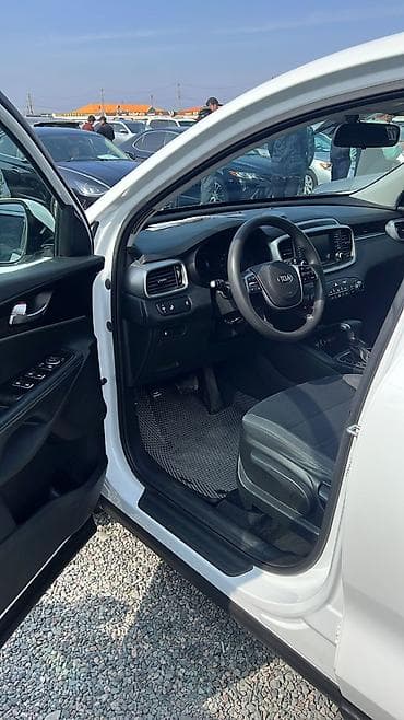 mersedes viano: Kia Sorento: 2019 г., 2.4 л, Автомат, Бензин, Кроссовер — 4