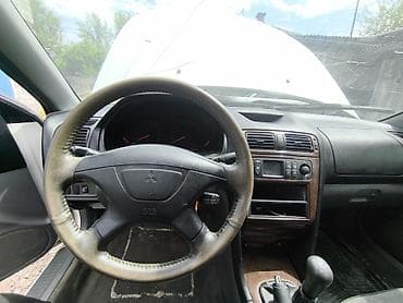 transporter multivan: Mitsubishi Galant: 2000 г., 2.4 л, Ручные, Бензин, Седан — 3